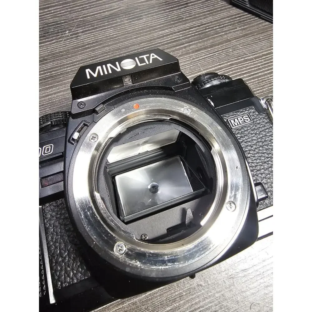 Minolta X-700 35mm Film Camera w/ fast 50mm F1.7 Lens & Flash And Accessories